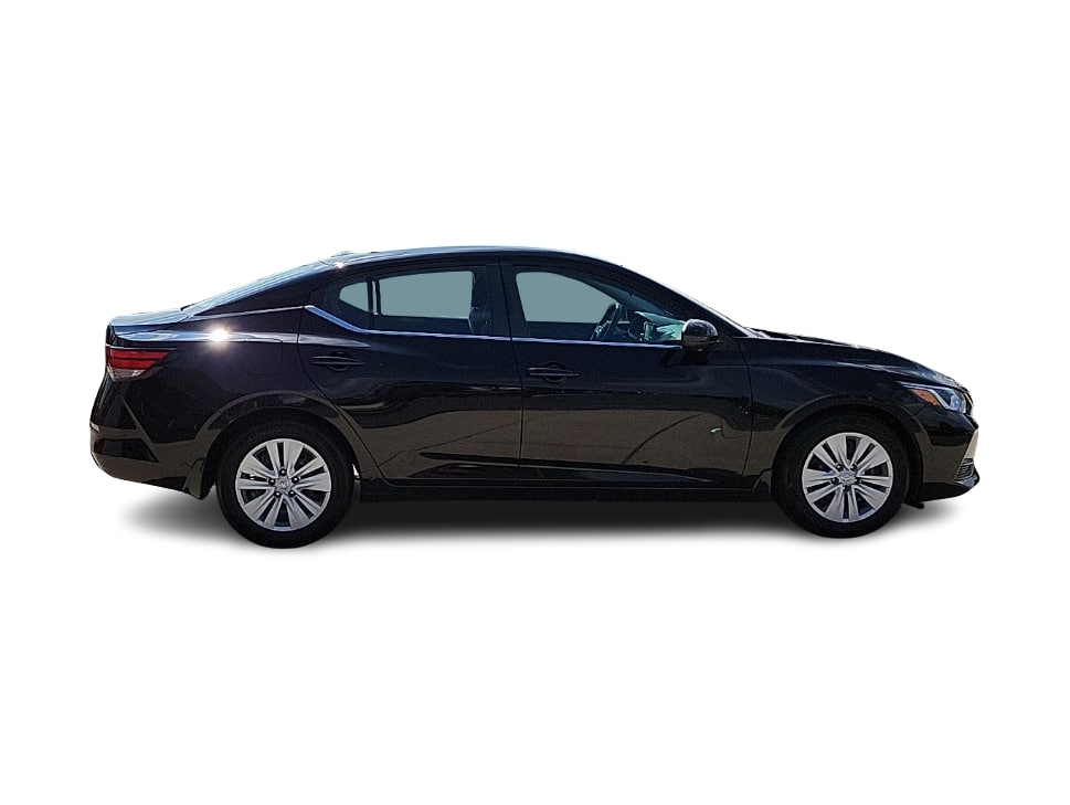 Thumbnail: 2021 Nissan Sentra - 17