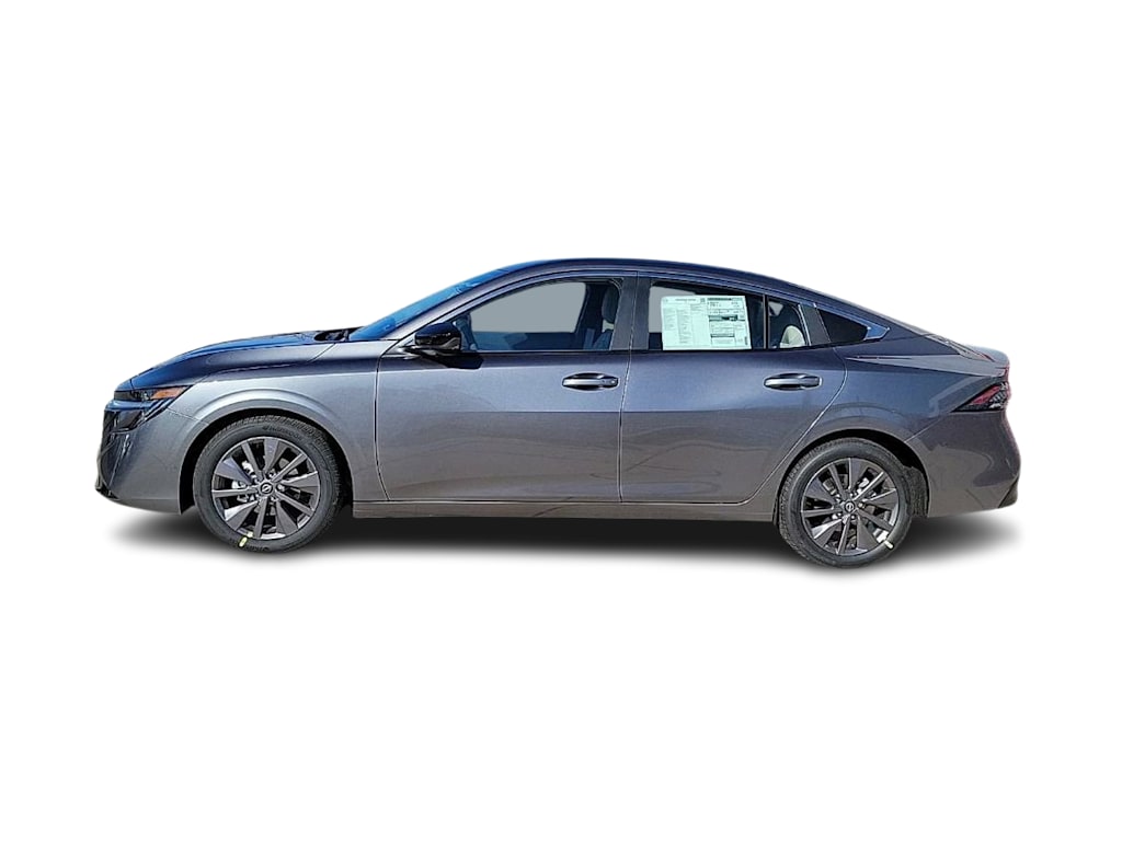Thumbnail: 2026 Nissan Sentra - 3