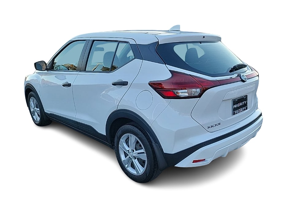 Thumbnail: 2021 Nissan Kicks - 4
