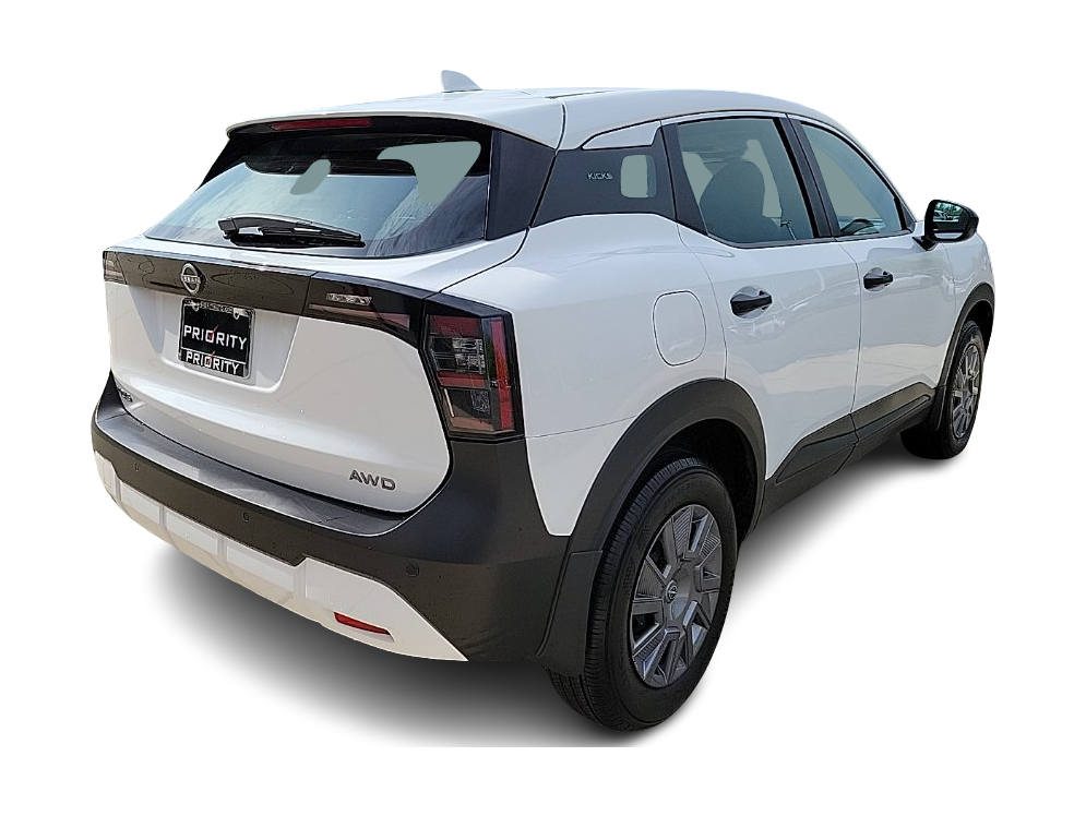 Thumbnail: 2025 Nissan Kicks - 18