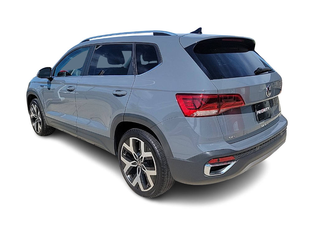 Thumbnail: 2022 Volkswagen Taos - 4