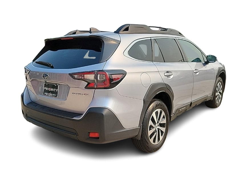 Thumbnail: 2023 Subaru Outback - 17