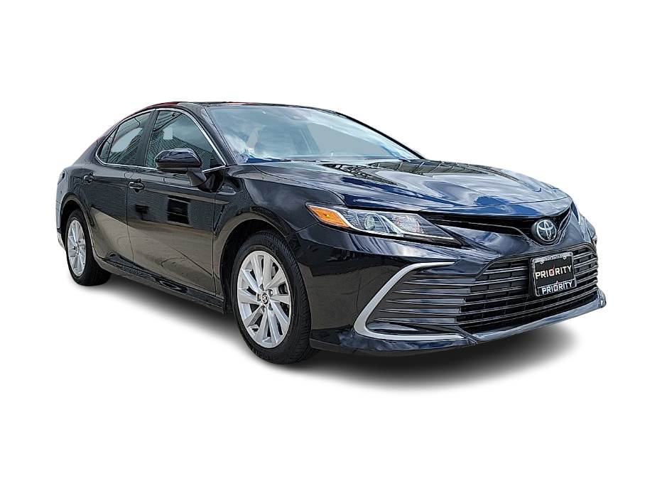Thumbnail: 2022 Toyota Camry - 20