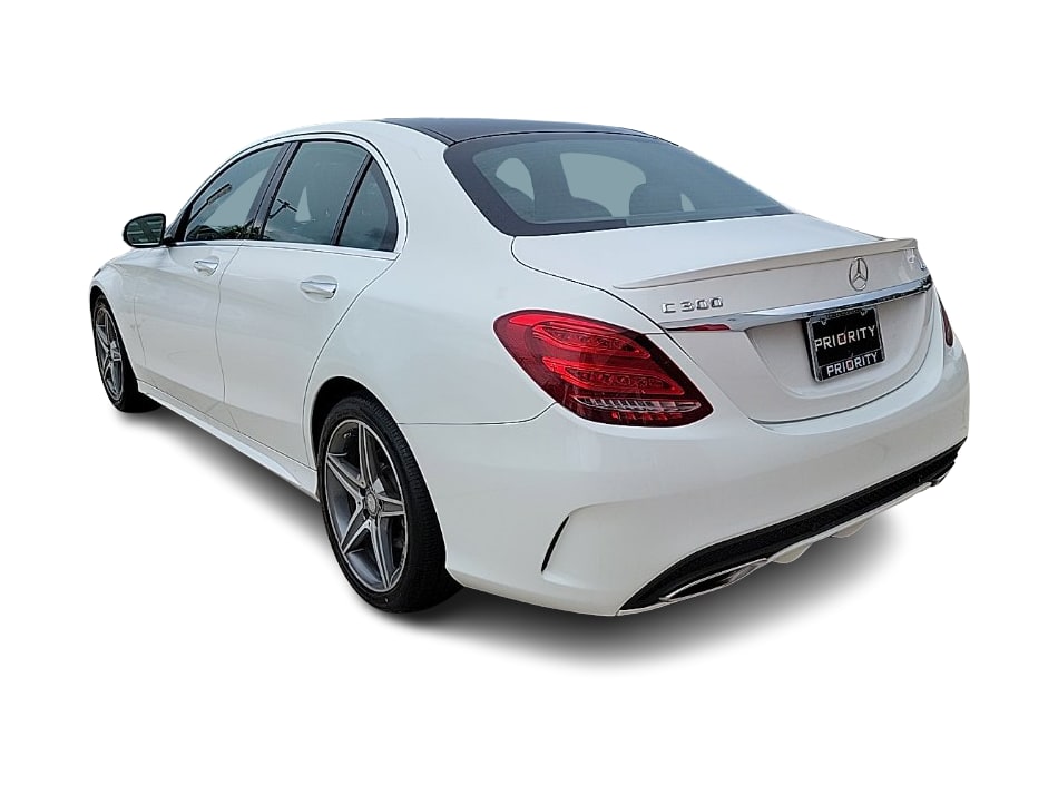 Thumbnail: 2015 Mercedes-Benz C-Class - 4