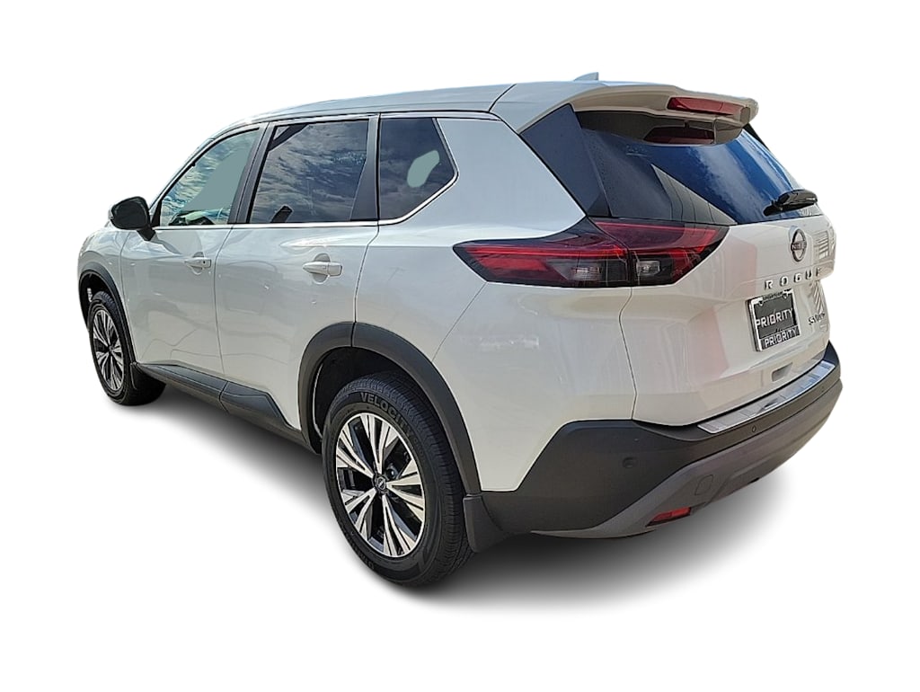 Thumbnail: 2022 Nissan Rogue - 4