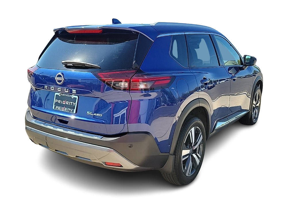 Thumbnail: 2022 Nissan Rogue - 17