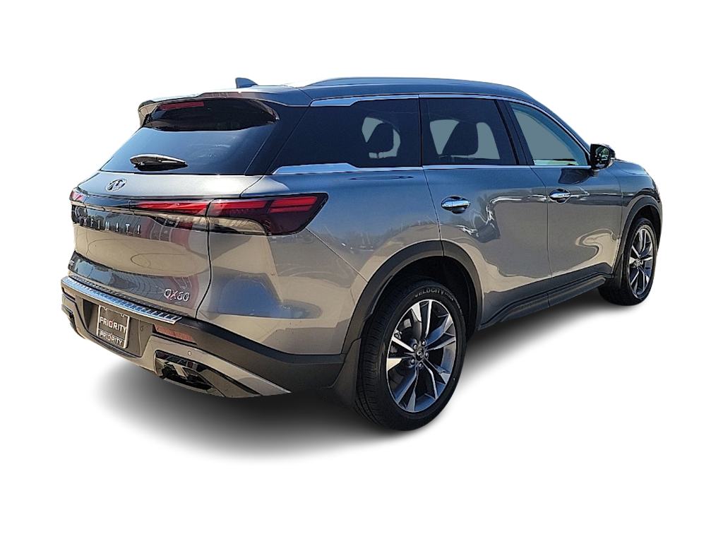 Thumbnail: 2023 INFINITI QX60 - 18