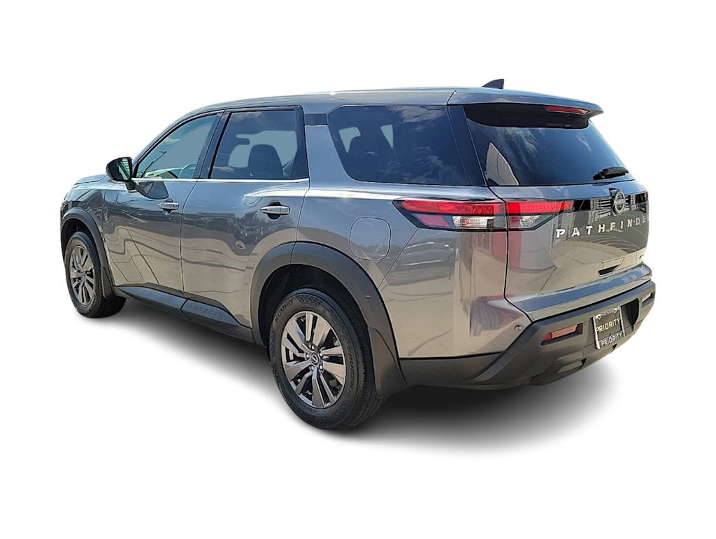 Thumbnail: 2023 Nissan Pathfinder - 4