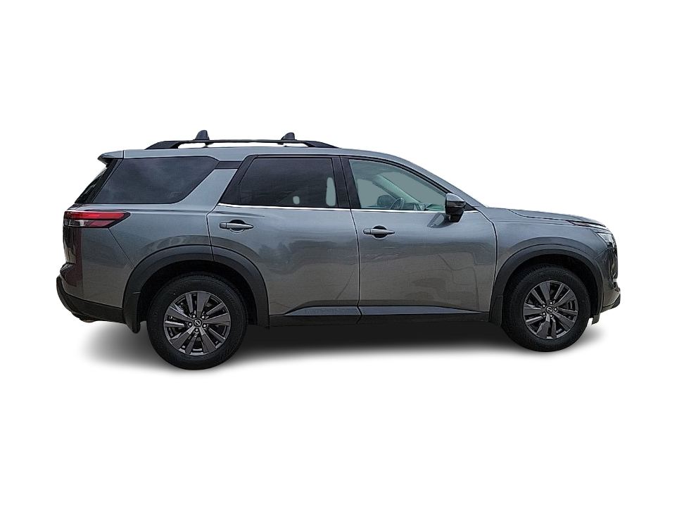 Thumbnail: 2022 Nissan Pathfinder - 18