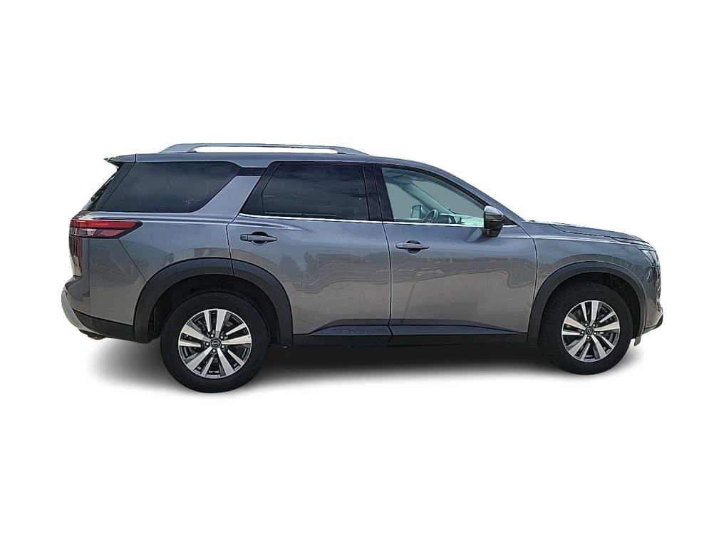 Thumbnail: 2025 Nissan Pathfinder - 17