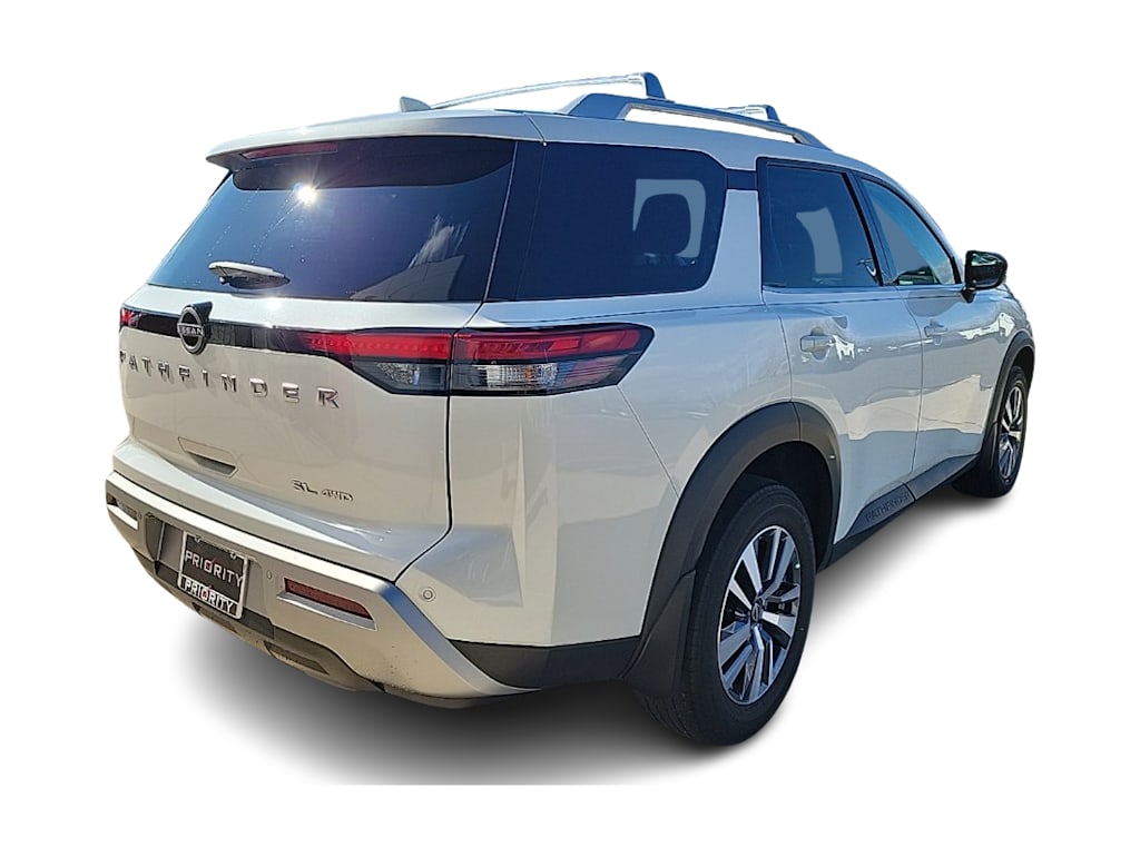 Thumbnail: 2023 Nissan Pathfinder - 18
