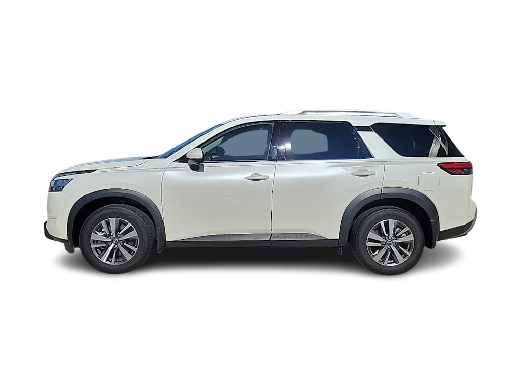 Thumbnail: 2023 Nissan Pathfinder - 3