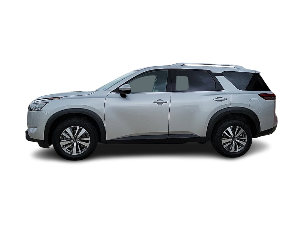 Thumbnail: 2025 Nissan Pathfinder - 3