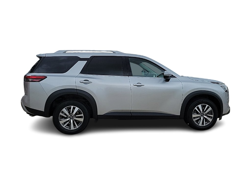 Thumbnail: 2025 Nissan Pathfinder - 18