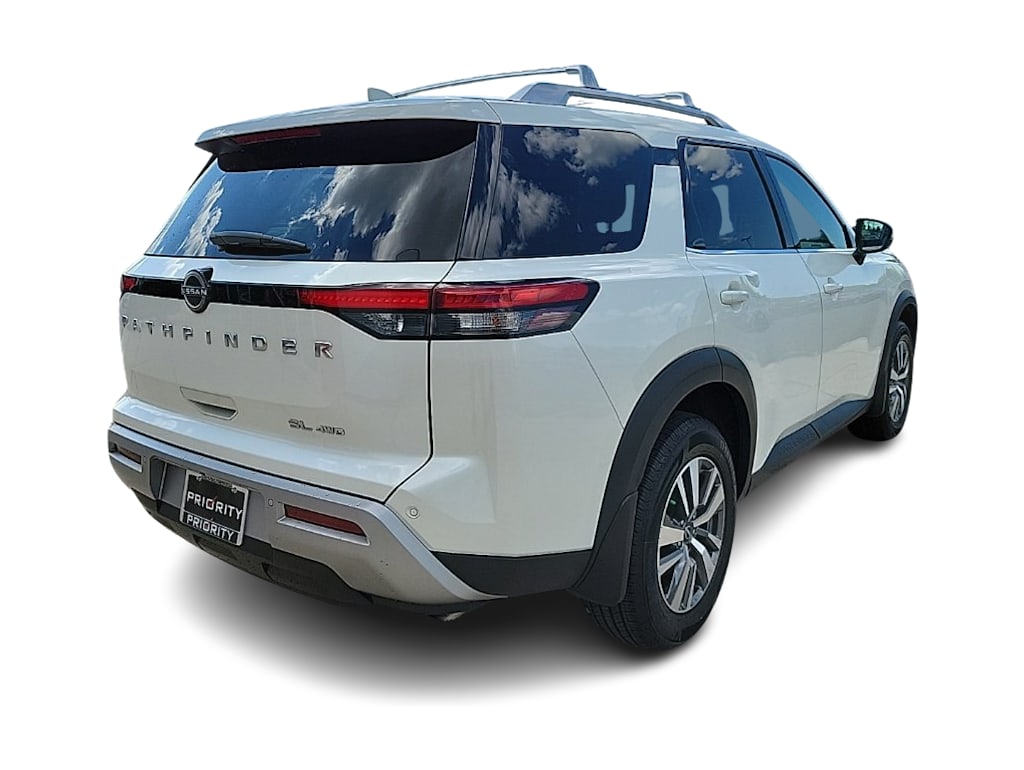 Thumbnail: 2023 Nissan Pathfinder - 16