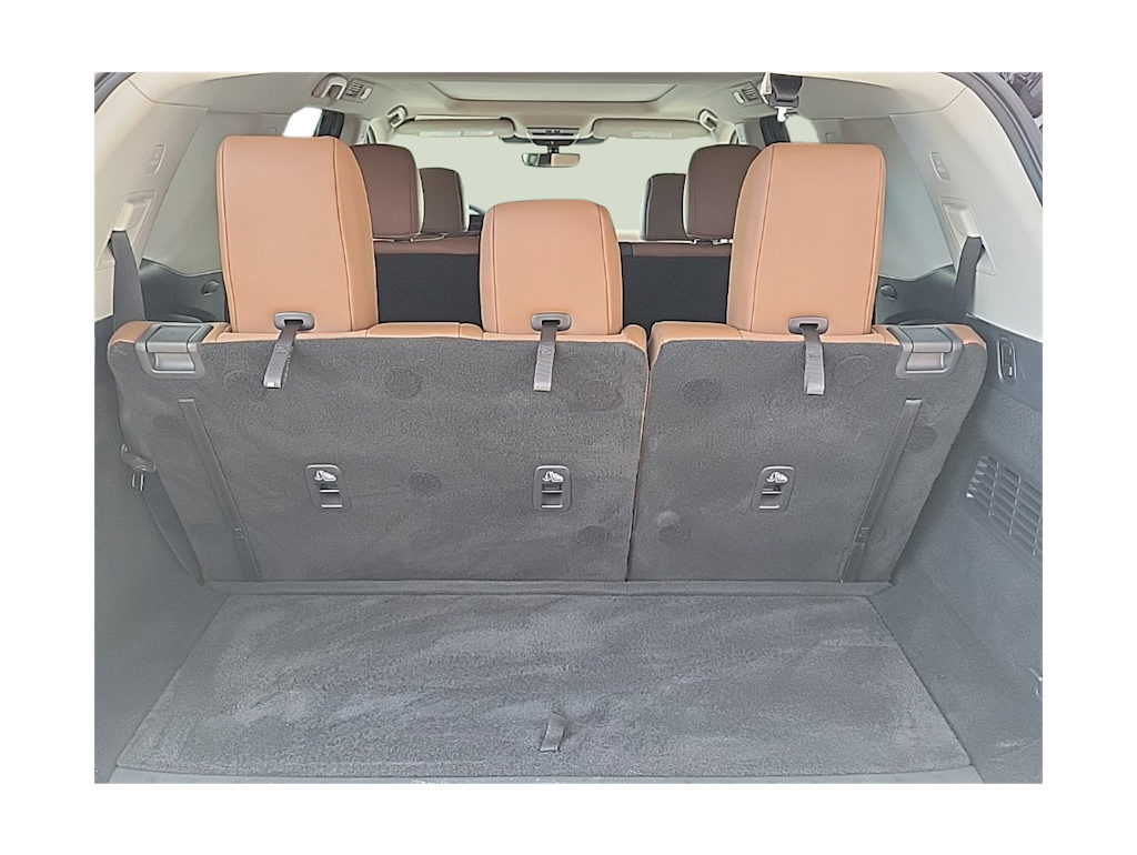 Thumbnail: 2023 Nissan Pathfinder - 16