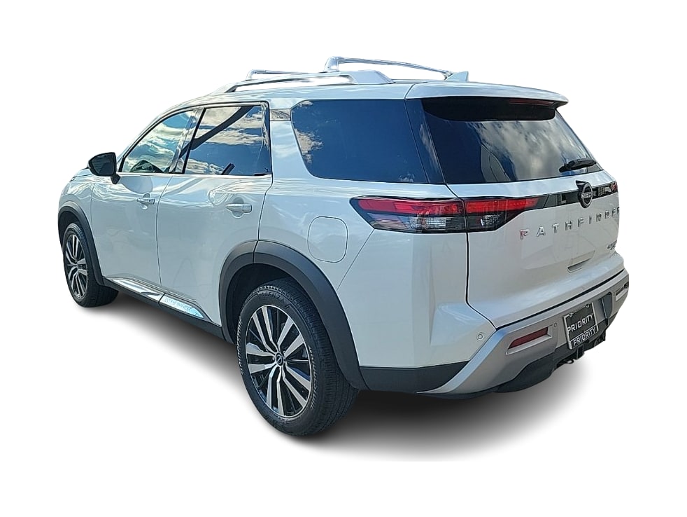 Thumbnail: 2023 Nissan Pathfinder - 4
