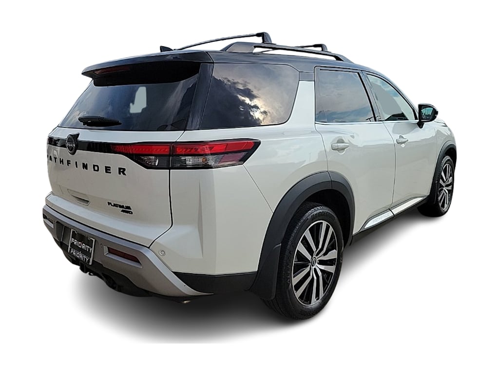 Thumbnail: 2023 Nissan Pathfinder - 16