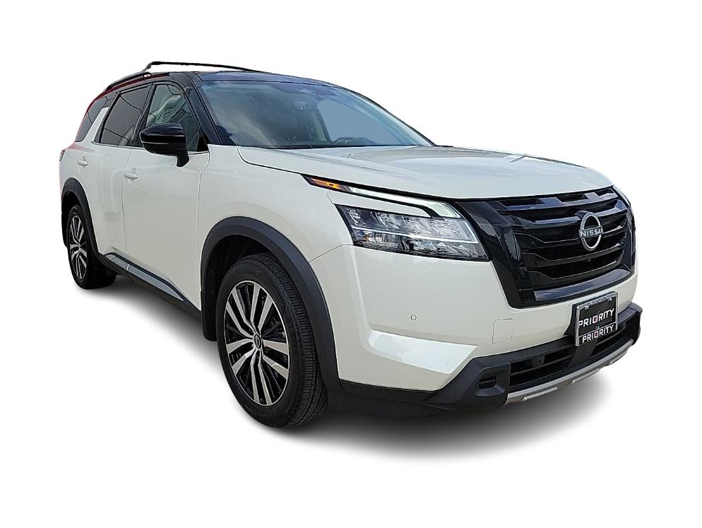 Thumbnail: 2023 Nissan Pathfinder - 18