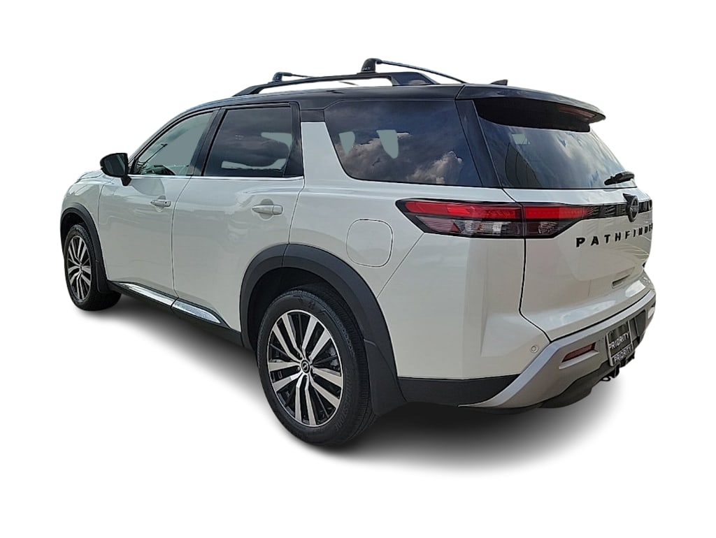 Thumbnail: 2023 Nissan Pathfinder - 3