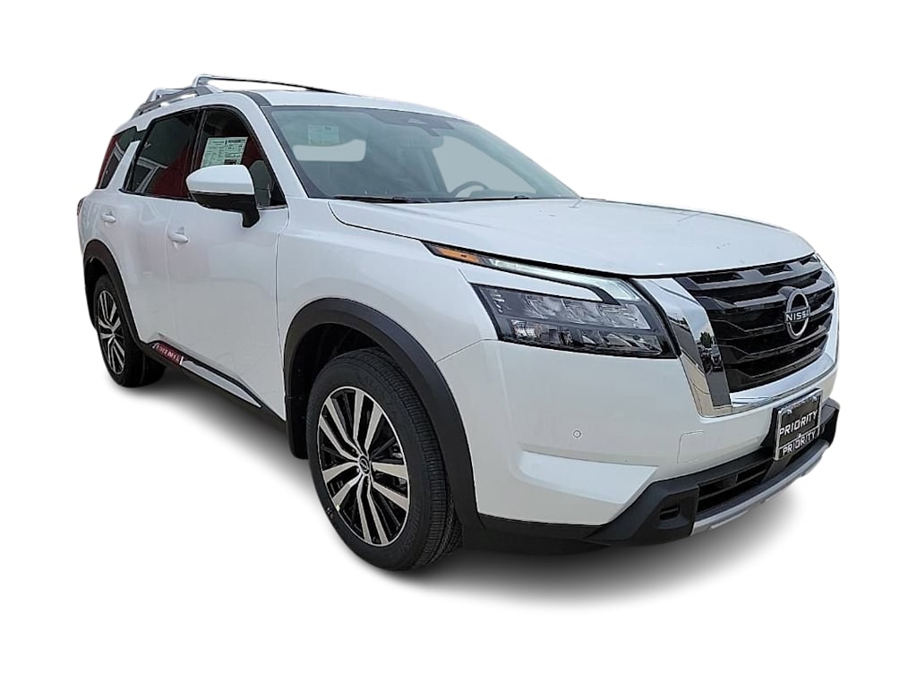 Thumbnail: 2025 Nissan Pathfinder - 18