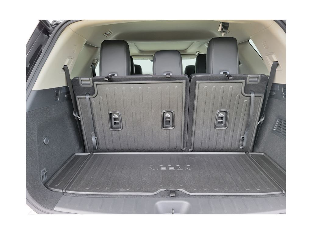 Thumbnail: 2025 Nissan Pathfinder - 15