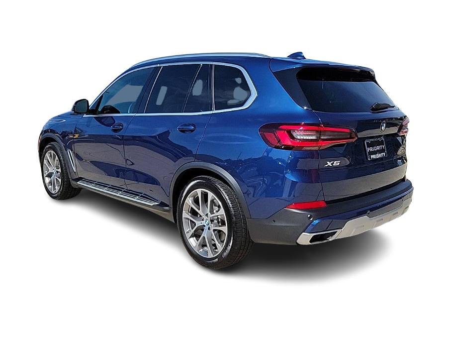 Thumbnail: 2021 BMW X5 - 4