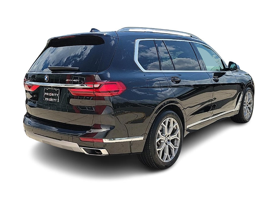 Thumbnail: 2021 BMW X7 - 17