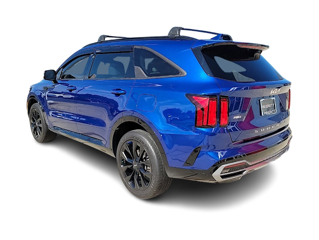 Thumbnail: 2022 Kia Sorento - 4
