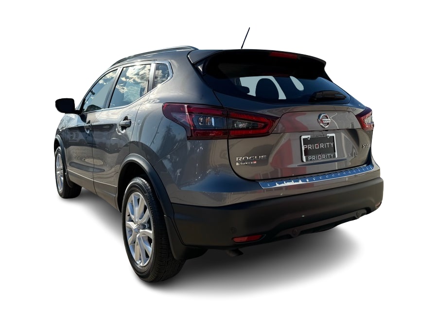 2021 Nissan Rogue Sport SV 4