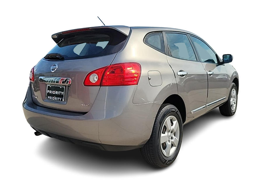 Thumbnail: 2013 Nissan Rogue - 16