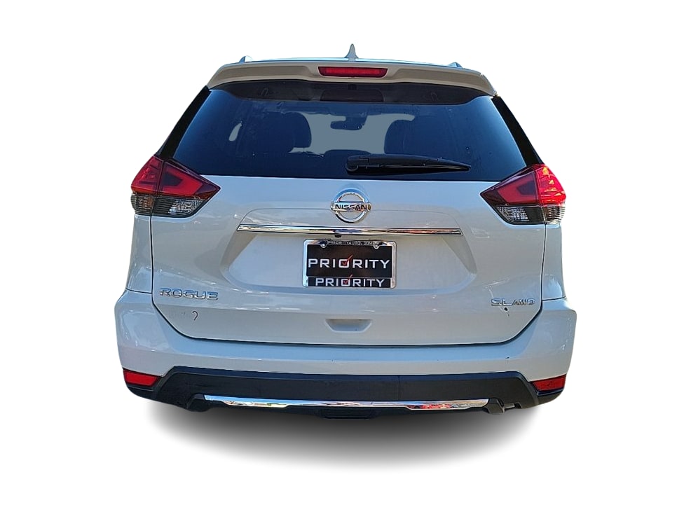 Thumbnail: 2017 Nissan Rogue - 5