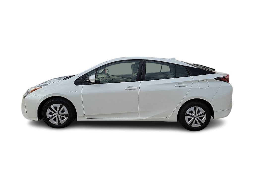 Thumbnail: 2018 Toyota Prius - 3
