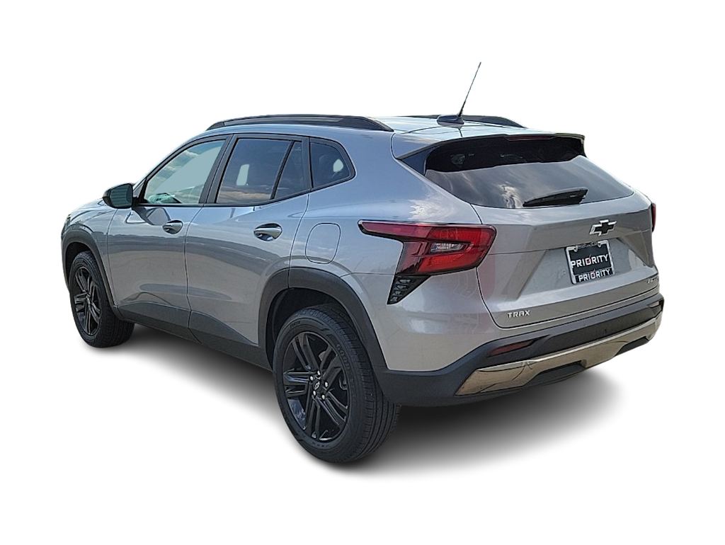 Thumbnail: 2025 Chevrolet Trax - 4
