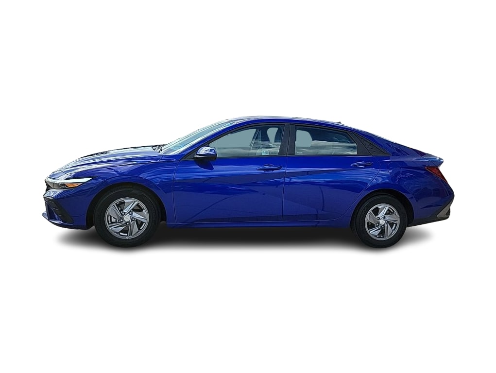Thumbnail: 2024 Hyundai Elantra - 3