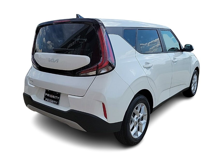 Thumbnail: 2025 Kia Soul - 17