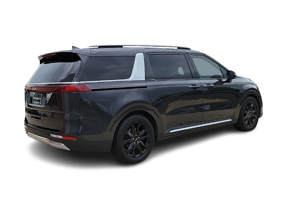 Thumbnail: 2022 Kia Carnival - 18