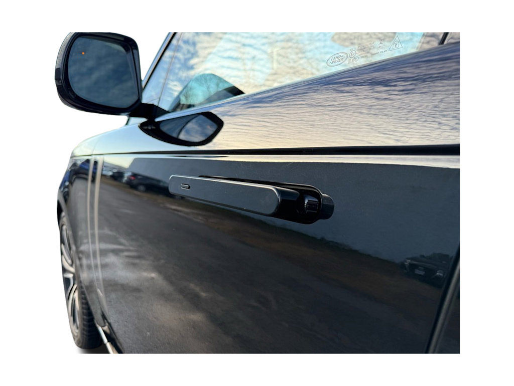 Thumbnail: 2025 Land Rover Range Rover - 4