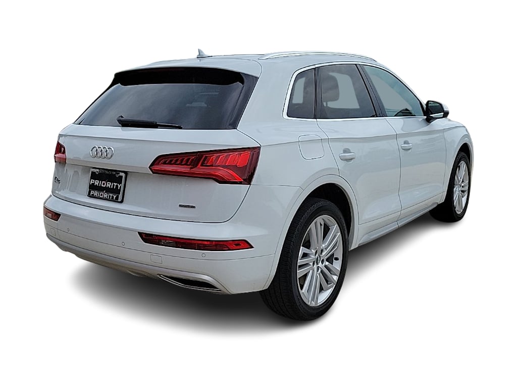 Thumbnail: 2019 Audi Q5 - 17