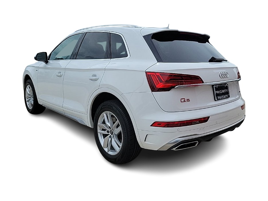 Thumbnail: 2023 Audi Q5 - 4