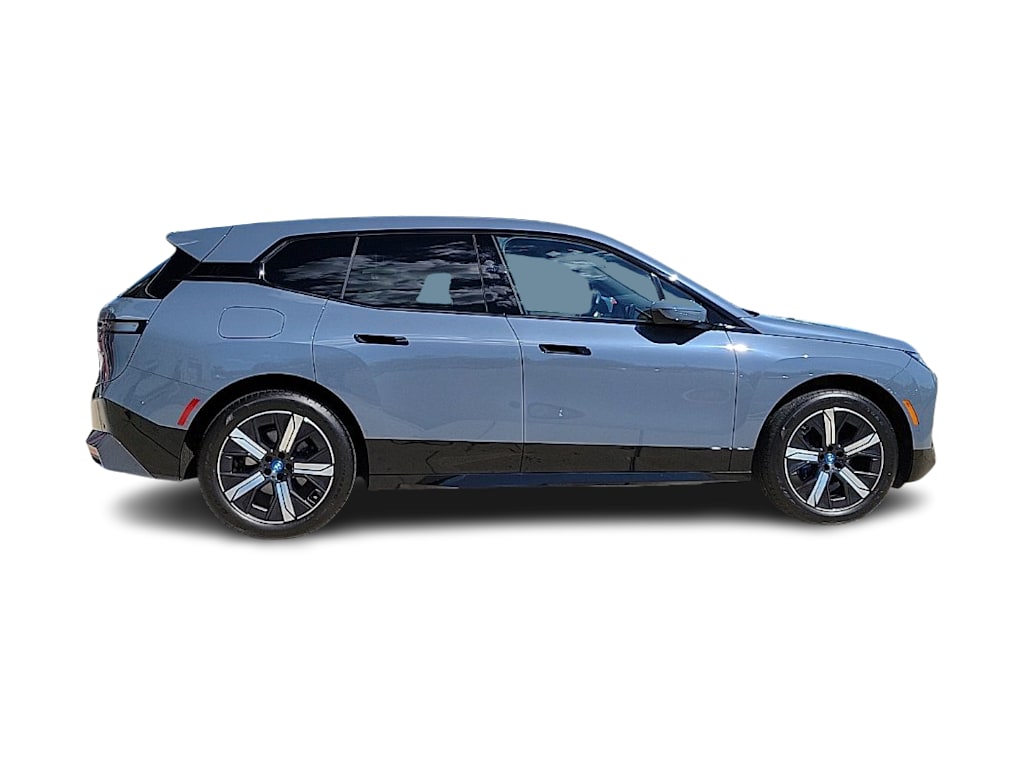 Thumbnail: 2023 BMW iX - 18