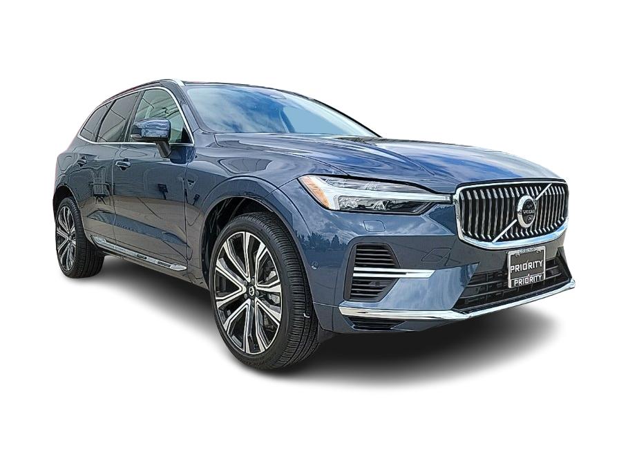 Thumbnail: 2023 Volvo XC60 - 19