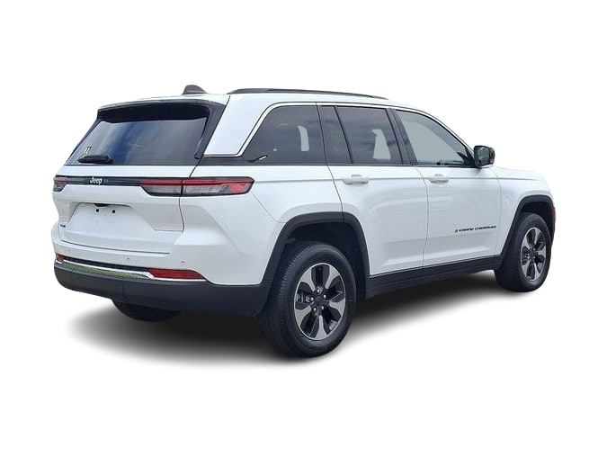 Thumbnail: 2024 Jeep Grand Cherokee - 16