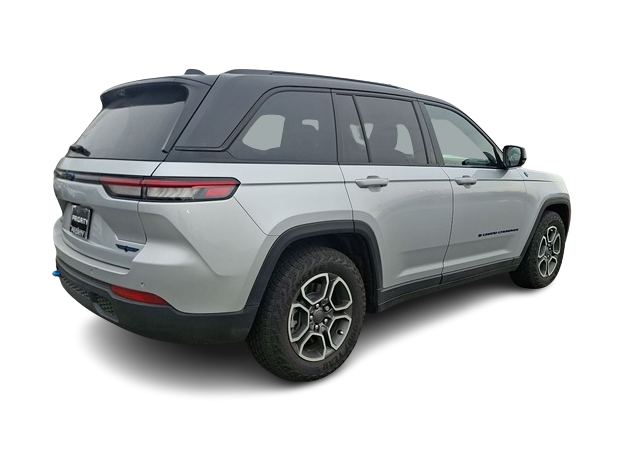 Thumbnail: 2024 Jeep Grand Cherokee - 16