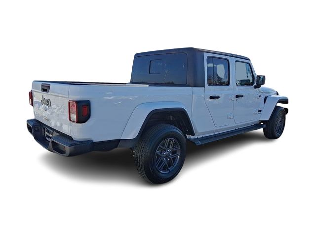 Thumbnail: 2024 Jeep Gladiator - 15