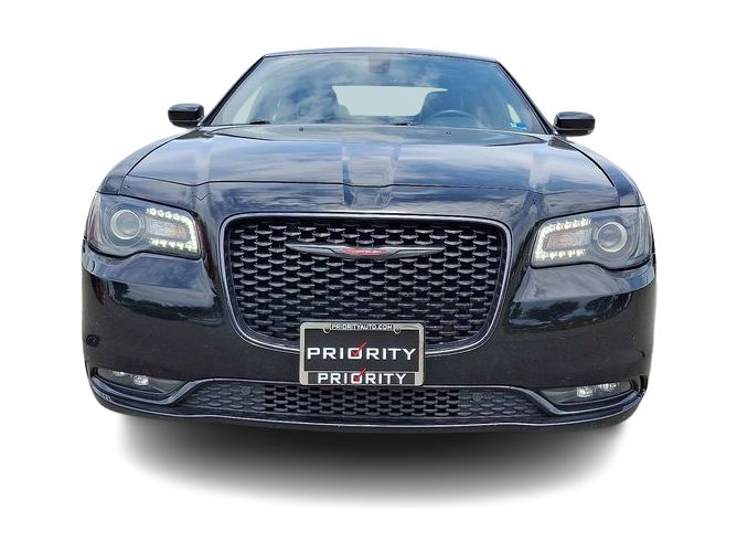 Thumbnail: 2022 Chrysler 300 - 6