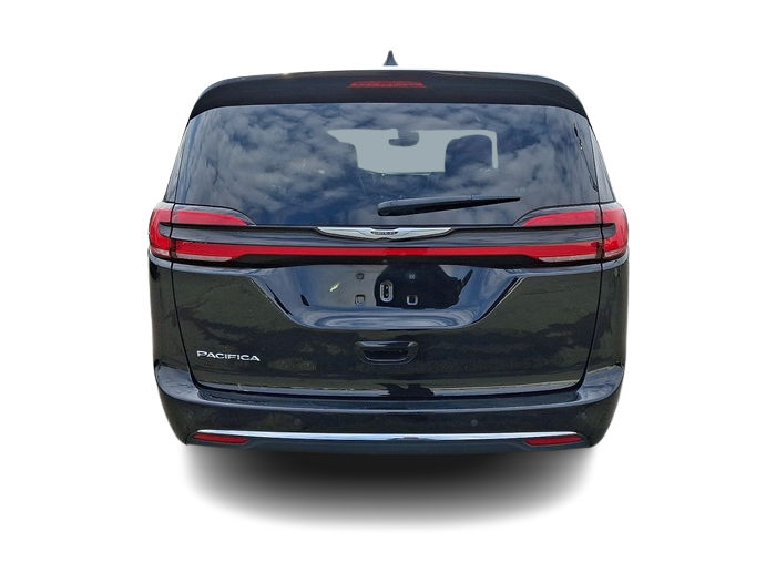 Thumbnail: 2024 Chrysler Pacifica - 6