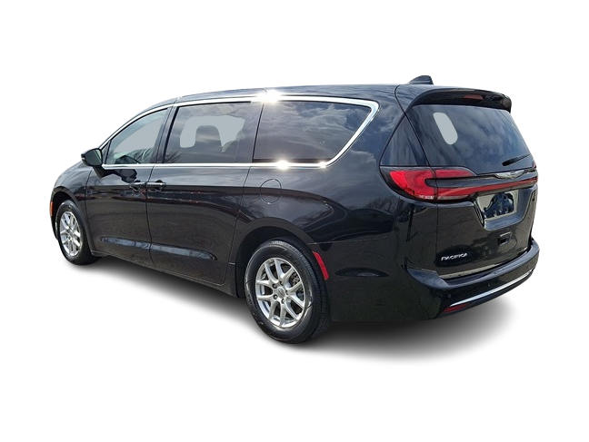 Thumbnail: 2024 Chrysler Pacifica - 5