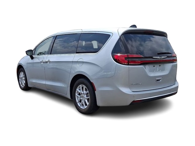 Thumbnail: 2024 Chrysler Pacifica - 4