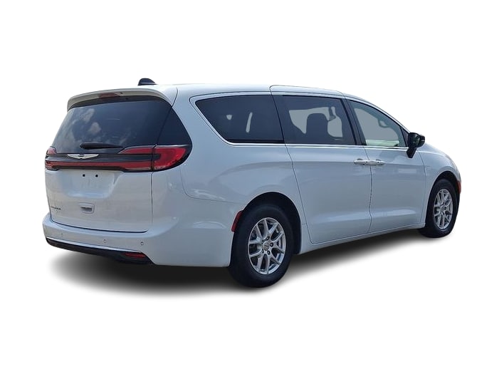 Thumbnail: 2025 Chrysler Pacifica - 16